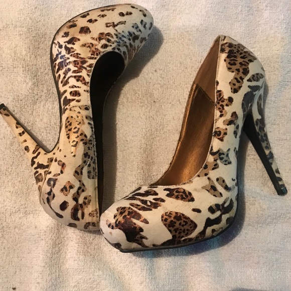 Qupid size 9 heels - Picture 3 of 3